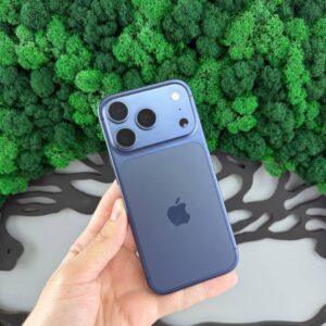 iPhone 17 Pro 256GB Deep Blue